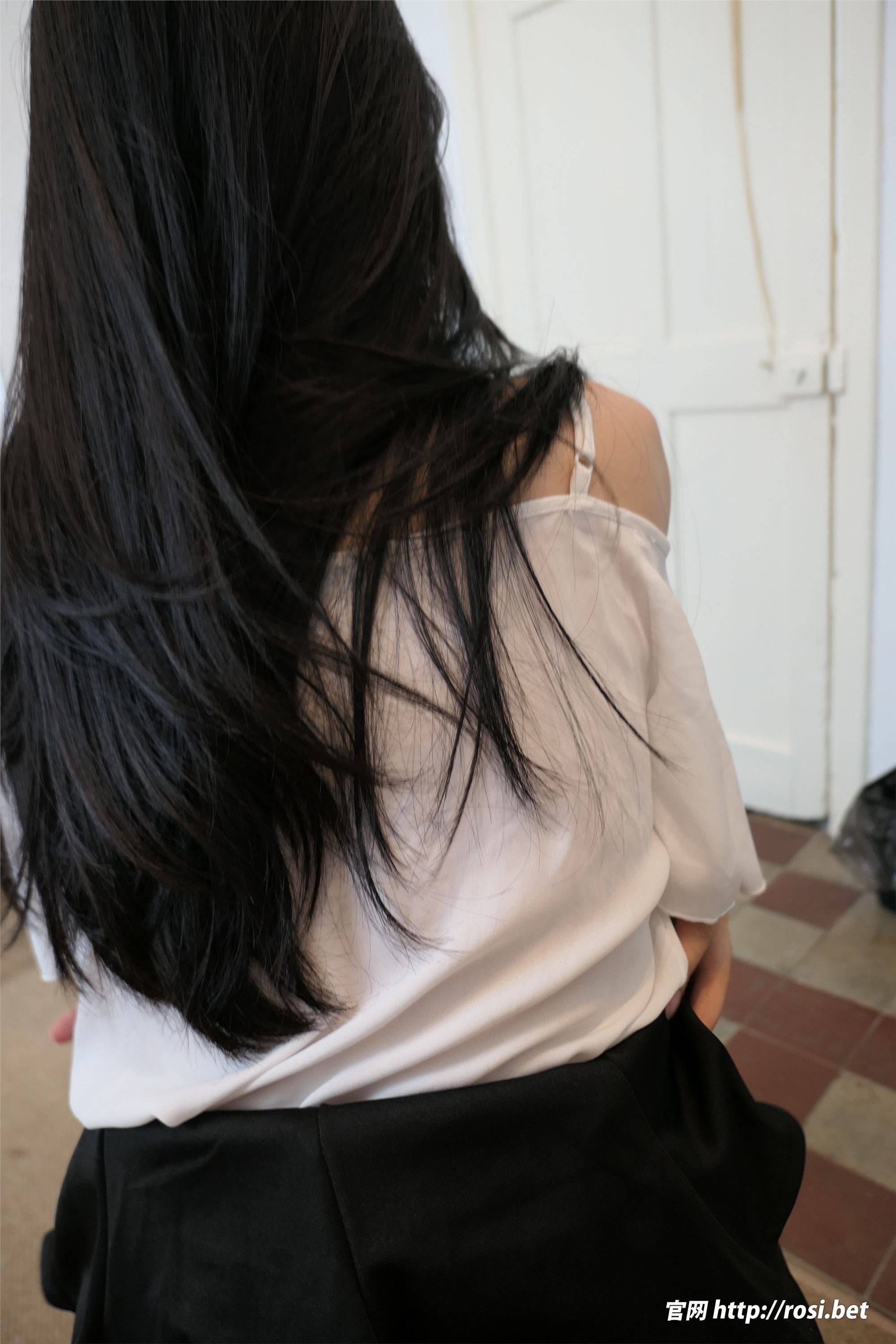 ROSI写真 2024.10.26 NO.4709